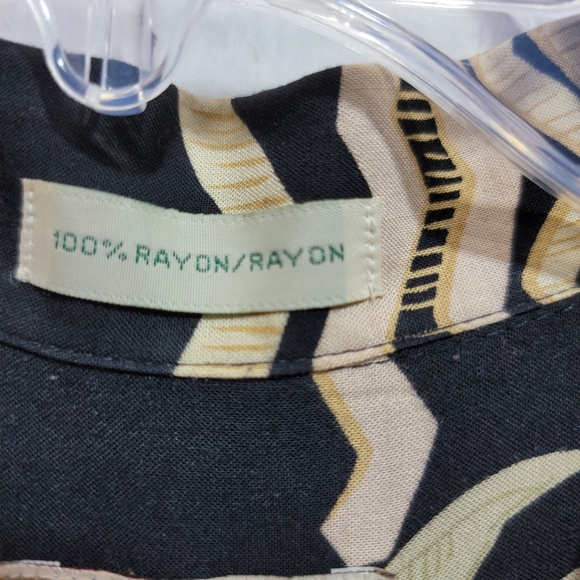 Vintage Hilo Hattie Shirt Mens XL Floral Hawaiian Button Up Black Beige Camp. - Picture 6 of 7